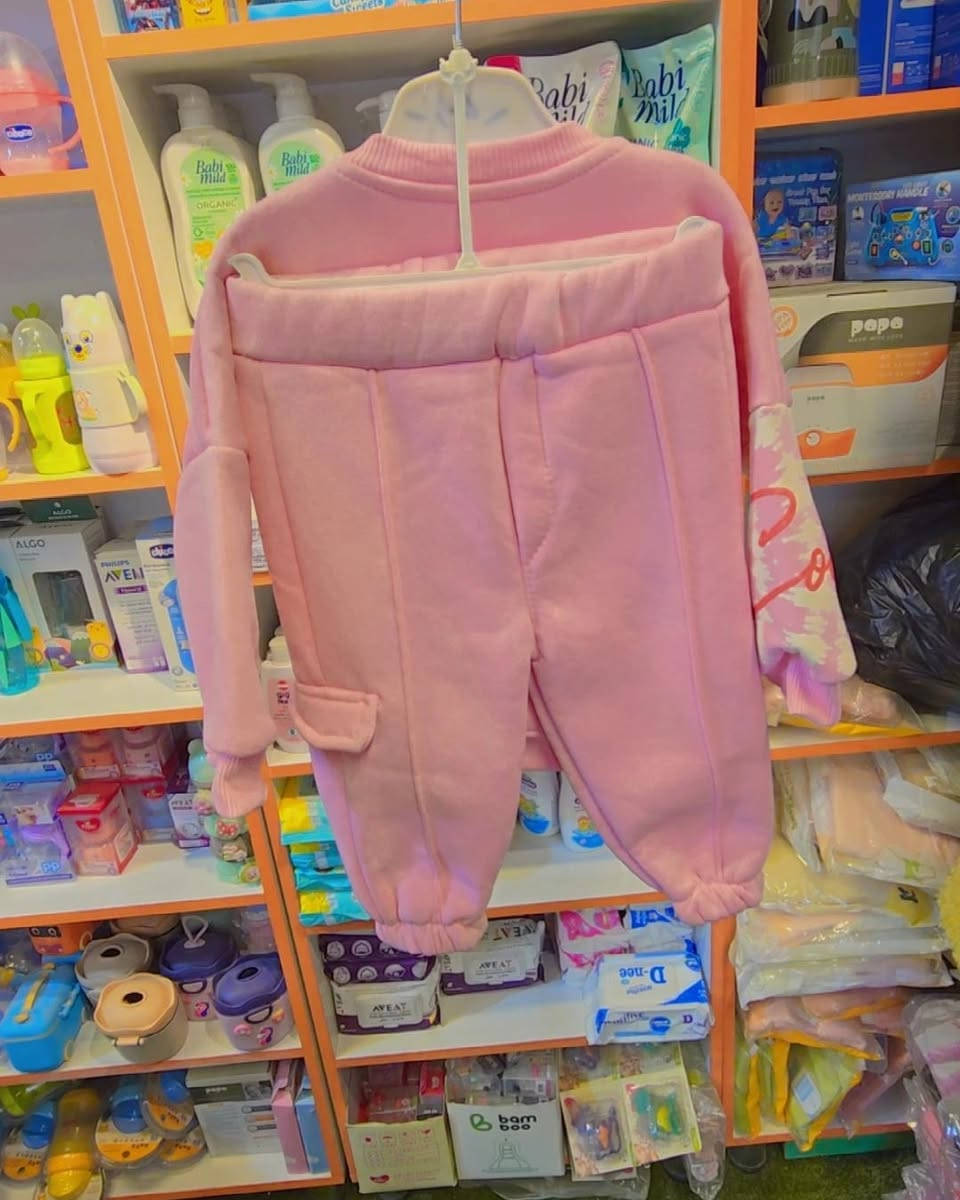 عالم الاطفال ❤️❤️
تركات  بناتي شتائي ❤️❤️
قياسات 6_24شهر 🫣🫣
السعر فقط 9000 الف دينار 👌👌
يوجد تجهيز حديث الولاده مع هديه قيمه👼
العنوان النجف حي ميسان شارع البوريات ❤️
يوجد توصيل جميع محافظات العراق ❤️❤️
رقم الحجز *********** 🚩
