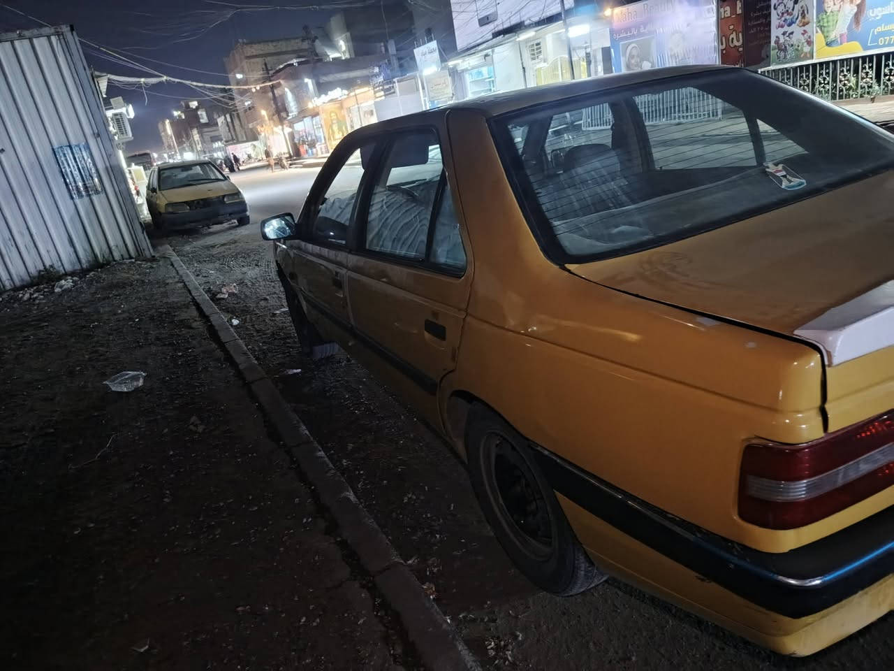 السلام عليكم
لبيع بيجو لميس 2014
السياره حلوه يرادلها ترتيب بسيط
مكينه كير حلوات 
مكانها بغداد حي اور 
سعرها 33وبيها مجال 
***********
***********
