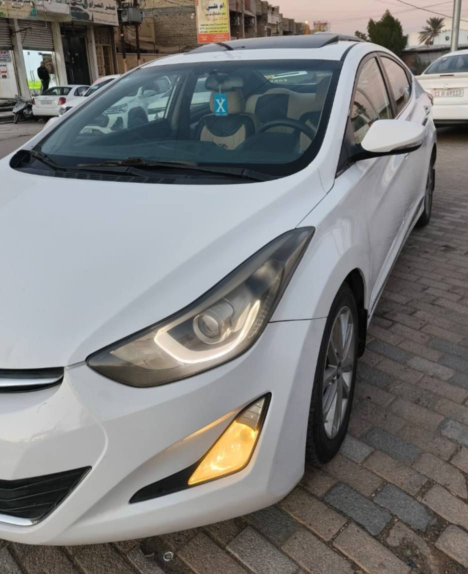 مرحبا
الانترا خليجي
موديل 2016
فول موصفات 1/1 
من عدا البصمه
بيها شخط من الجاملغ للباب الخلفي رش صبغ بدون كلشي 3 قطع 
بدون دواخل 
الموصفات 
فتحه سقف 
مكينه 2000 دوش
شاشه كبيره 
كامره دواره 
اشاير ب المري 
كشنات جلد 
مري شفط
تحكم استيرن 
سويج شخاطه
ويل كب 
داخل عسلي 
گير ومكينه مكفولات ممفتوحات ابد 
تخم تاير 
تبريد ثلج 
صدر حداديه خير من الله 
السياره جاهزه ومابيها كل نقص
رقم بغداد الجديد 
رقم الانكليزي 
مشروع وطني 
تحويل مباشر 
مكاني بغداد 
ه‍ ***********
