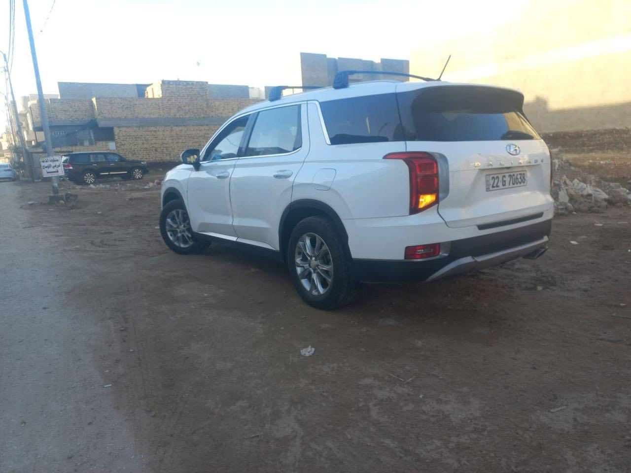 سلام عليكم 
للبيع بلسايد 2020 
محرك 3800
مسافه مقطوعه 89  ميل
رقم اربيل
السعر 250  شدتين ونص وبيه مجال جدا بسيط 
موبايل    

0786 882 9444
*********** 
واتساب
