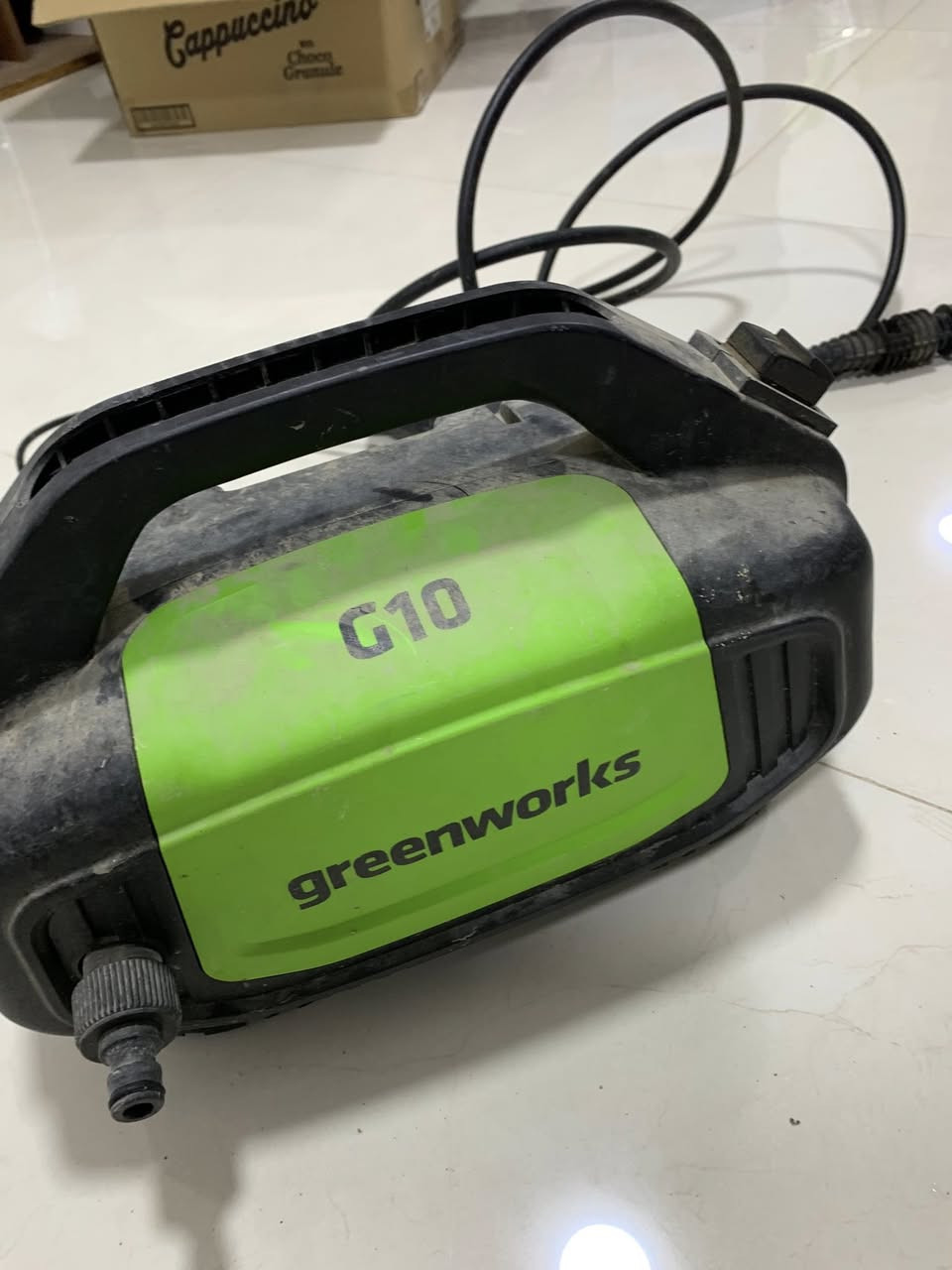 مولده استره للبيع شغاله مامفتوحة سعرها ١٥٠ الف وفارة غسل مال باله سويدية الصنع استخدام قليل مامفتوحه شرط الشغل سعرها ٥٠ الف للاستفسار الاتصال على الرقم ***********
