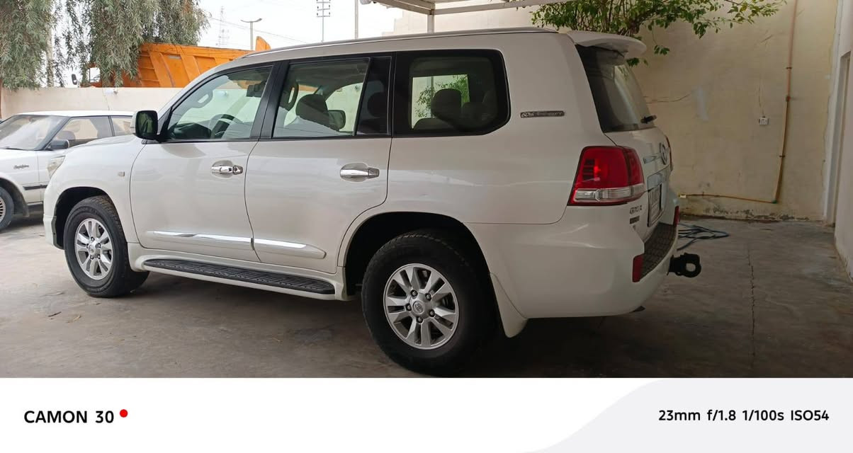 سلام عليكم لاندكروز 2010مكفوله كفاله عامه
بس دعاميات مصبوغه محرك مبدل شركه 
مكرك 6 سياره فول مواصفات GXR
مكان سياره الانبار الكرمه ‏‪***********‬‏
