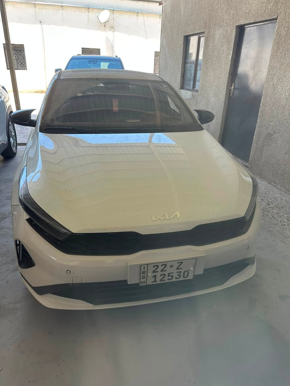 للبيع فقط كيا سيراتو k3
2023 فوول مواصفات 
محرك 1500 دبل نوزل
رقم اربيل الدولي ب اسمي تحويل فقط
ماشيه 26KM
فتحه سلايد طكتين
فوول تحكم ستيرن 
كير طياره هاند بريك بصمه
بصمه تشغيل ويدات بصمه
السياره جديد وماخذه ع ايدي زيرو مابيه كل نقص بيه فقط دعاميه الاماميه مكسوره وبدلته بوحده جديده نفس اللون والقديمه موجوده بدون اي اضرار داخليه 
مكاني بغداد الدوره 
‭***********
السعر 142 وبي مجال بسيط
