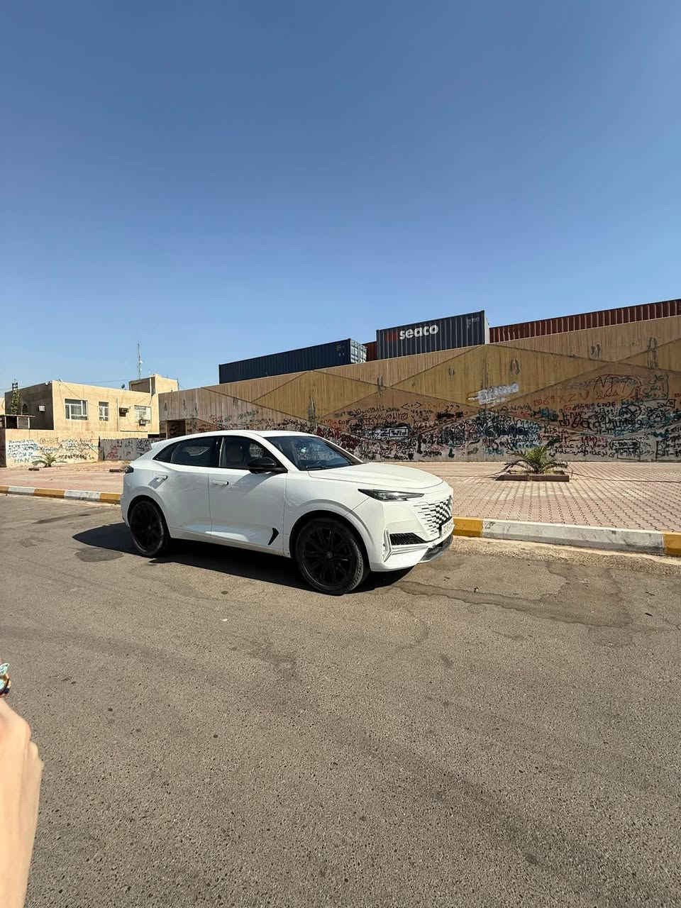 Uni k 2023
بيها مكانات صبغ بدون حادث 
السعر 165
للاستفسار
***********
