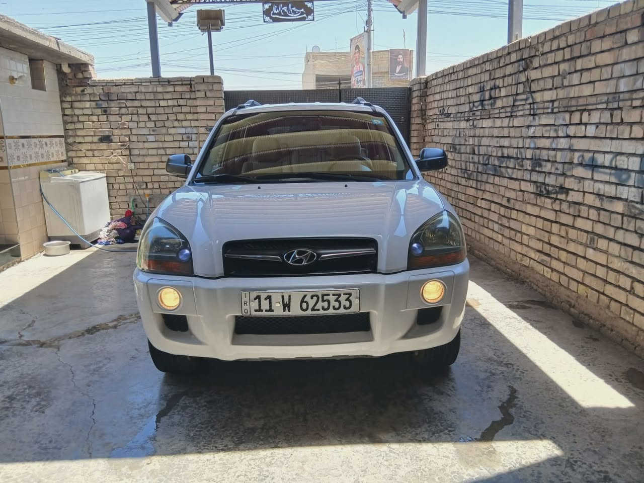 سلام عليكم توسان ٢٠١٠ سياره جديده مكينه مافتوحه كير واتماتيك مكفوله كفاله عامه عده الفيديو ذاكره تبريد شغال صدر خلفي ولا أمامي جديده تخم تاير جديد رقم بغداد بسمي انكليزي كلشي واضح بل فيديو مكان بغداد رقمي ***********
