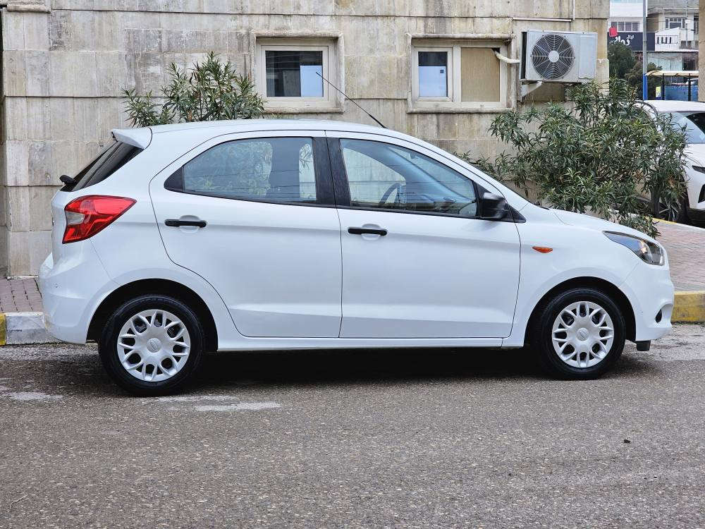 Ford figo 2018

فۆرد فیگۆ ٢٠١٨ 
٤ پستۆن خلیجی مەکینە ١٦ ی مرغوب (٥٤) هەزار حەقیقی ڕۆشتووە سفری شەریکەی القاسدە دوو سویچی شەریکەی لەگەڵە فوول مواسەفات شاشە بلوتوز ئۆکس usb سووکان ڤۆلیۆم وحاسەی دواوە لایت کارەبای بەرز و نزم ئەکات چوار تایەی تازەی لە ژێرایە
سەیارەکە بێ بۆیاخە دەعامیەکانیشی بۆیاخی نیە زۆر زۆر تازەو کەم ڕۆشتووە سەیارەکە ٢ دەستە لە شەریکەوە تا ئیستا /  
سەنەوی و ژێنگەو ڕێگەوبان تا ٢٠٢٩ تازەیە بەناوی خۆمانە گێڕو مەکینەی بڕغوی با نەدراوە وەک سفر وایە ماشاءالله هیچ مەسروفێکی تیا نیە زۆر تازەیە کامل سێرڤسمان بۆ کردووە /
سعر ١٠٢ و معامەلە
*********** السليمانية, العراق
