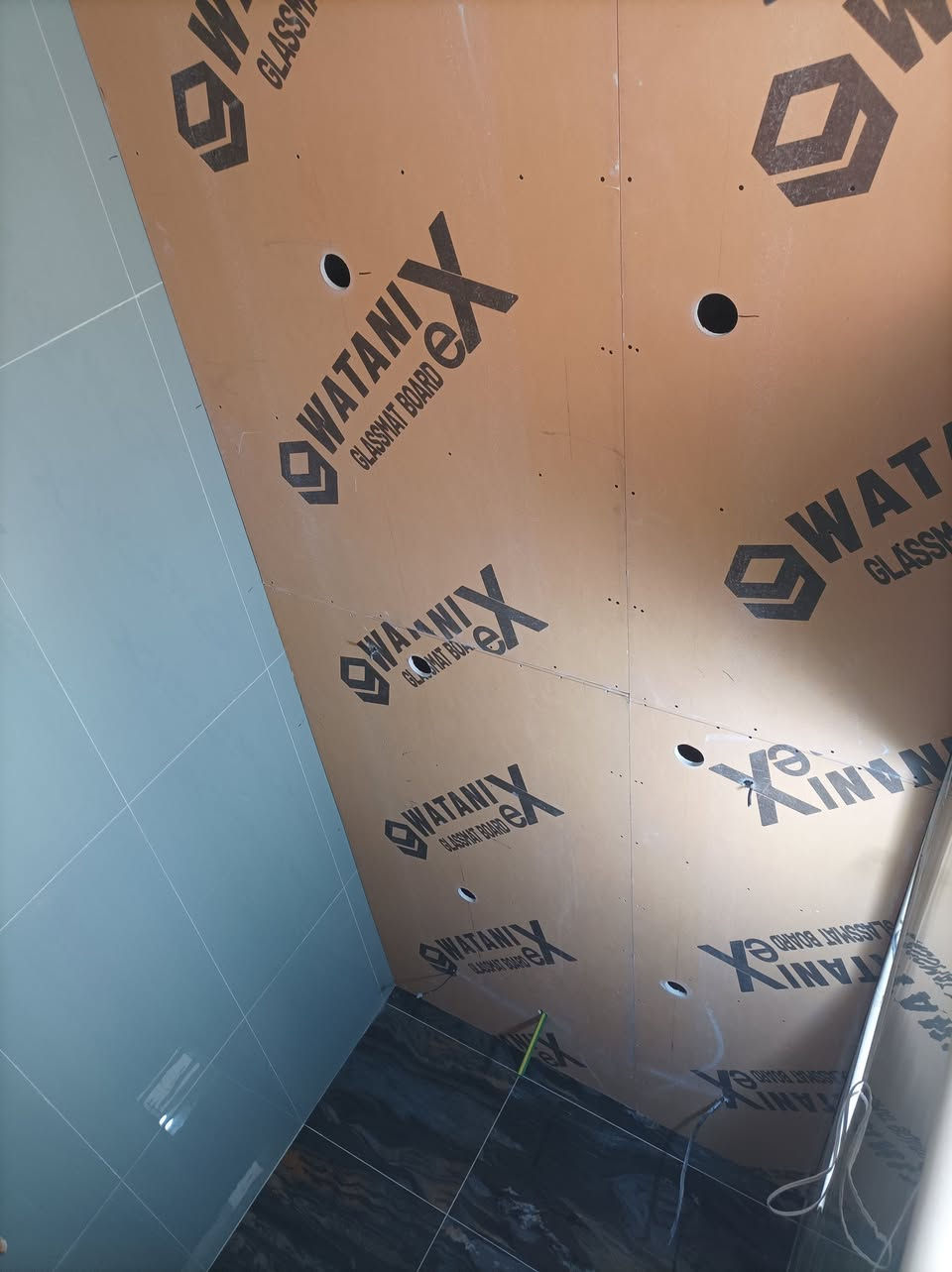 السلام عليكم كادر مصري جبس بورد درجه اولى نشتغل علي المتر 23الف وي التصليح وتب جوين وبرغي والتثقيب وتفتيح الليد بروفايل رقمي للتواصل ***********
