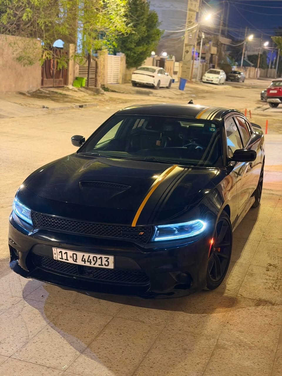 السلام عليكم
جارجر gt للبيع
موديل 2023 last call 
الإصدار الاخير 🇺🇸
اورنج أدشّن مميزة 
المحرك المرغوب 6 سلندر 3600
فول مواصفات 
عدا الفتحة 
ماشية 20 الف فقط
الحادث بسيط بابتين مبدلات اصل نفس اللون بلادي 
وربع الجاملغ صبغ 
السياره جديده نصبتهه تخبل 
مكان السيارة 
بغداد البنوك 
‭***********‬
