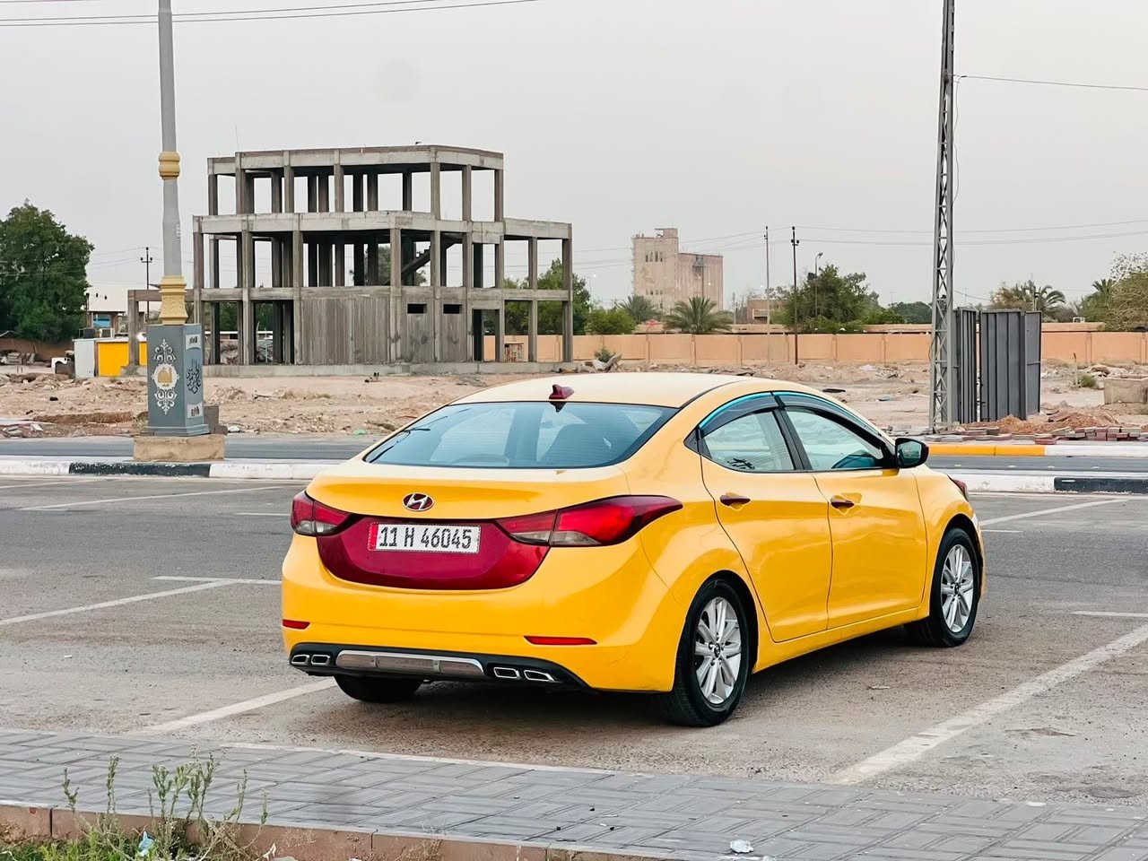 السلام عليكم للبيع هونداي النتر مديل 2016وارد امريكي حادثه جاملغ وتبديل البنيد  امامي فقط ولباقي كفاله بدون دواخل مكينه كير حداديه تخم تاير تبريد ثلج الموصفات تحكم استيرن شاشه كبيره كامره دواره حساست خلفيه السعر 103مشروع وطني سنويه 2029 تحويل ثاني يوم مكان السياره كربلاء الستفسار اكثر عل رقم ***********/  .. ***********
