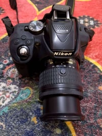 نيكون 5300D • نظيفة ٩٠٪ • مستعجل
