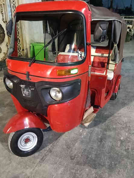 تكتك موديل 18 شهر 12 تكتك بلاديه مابيهه صبغ تكتك جديده بشكل اوراق شرط الترقيم السعر 4200  العنوان الحبيبية ***********
