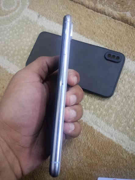 سلام عليكم اكس ماكس نضيف مابيه عيب فيس إيدي شغال كله بلادي سيم كارت شغال شرط كله بشرط ذاكره ٦٤.  بطاريه ٧٧ سعر ١٦٥ وبيه مجال مكاني كركوك حي عسكري شراي تصل. ***********
