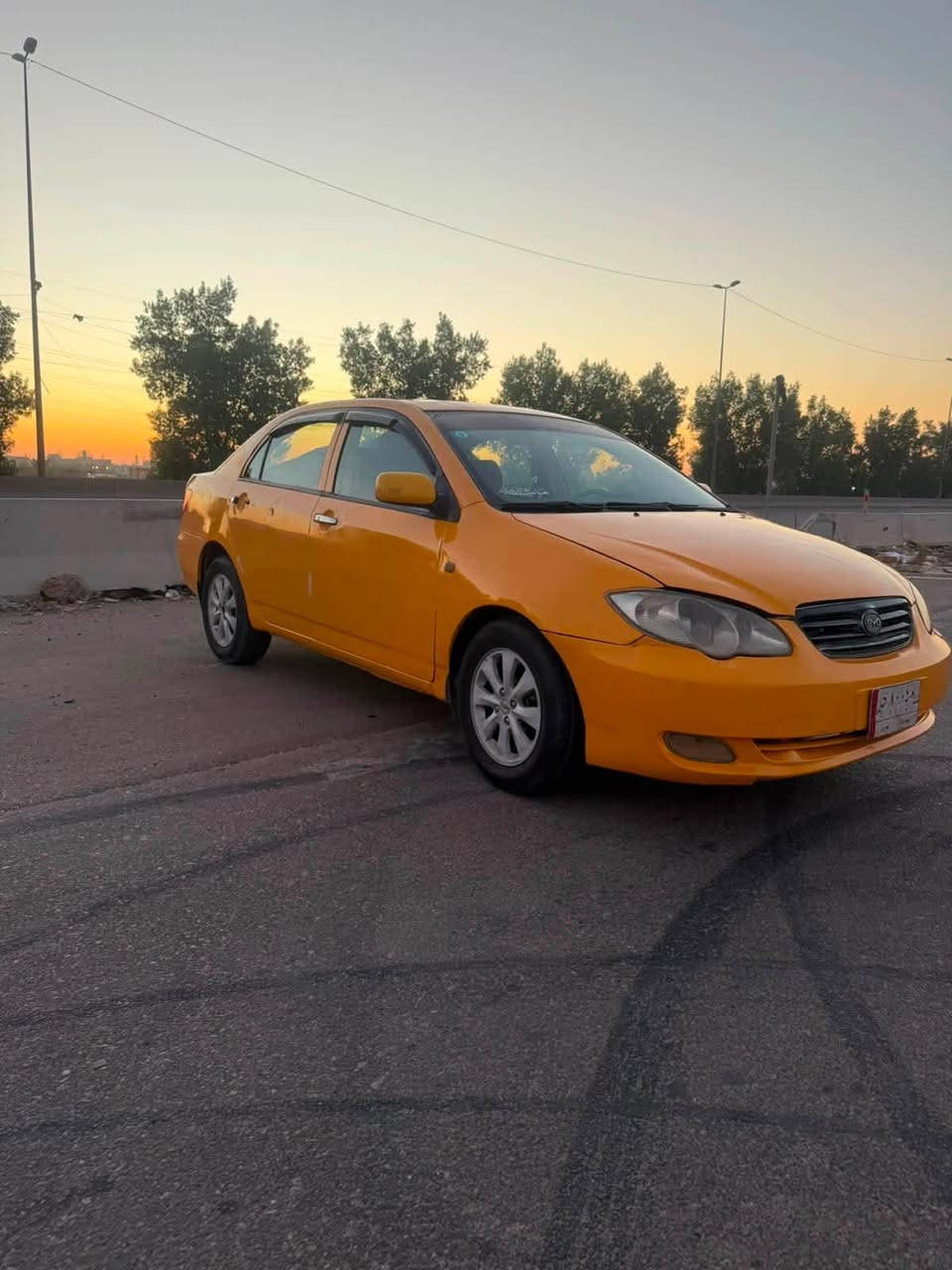السلام عليكم 
BYD.  F3. 2013 
مكفوله كفاله عامه ضربه صبغ تبديل وجراد مابيها قطرة صبغ 
كير محرك صدر تخم تاير تبريد منضومه كلة جديد 
رقم بغداد بسمي سنويه 2029 تحويل ثاني يوم 
كهربائيات كلها شغاله سياره جاهزه على اخر حبايه 
كير ومحرك لانسر بلادي 
مكاني بغداد 
سعرها 47 وبيها مجال 
رقمي ***********
