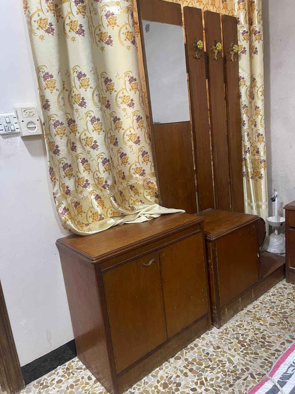 السلام عليكم
غراض منزليه للبيع كلها شغاله ونضيفه شوفت عينك 
ادفع سعرك بما يرضي الله للتواصل على الرقم: 
***********
