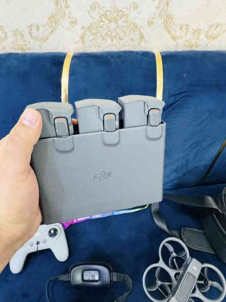 درون افاتا 2 كومبو للبيع نظافه 98‎%‎
جيمع الملحقات موجوده 
السعر خاص 
للتواصل ***********
مكاني ناصريه
