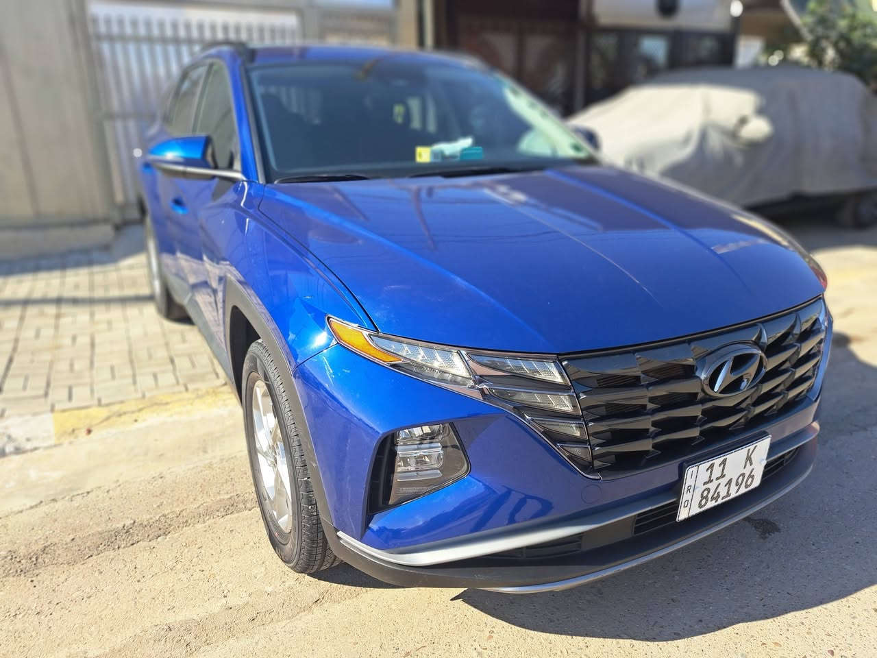 هونداي توسان موديل 2023
مواصفات 
محرك 4سلندر 2500 ماشية 38 الف ميل
بصمة 
صندوك كهرباء 
كشن كهرباء 
رادارات جميع الجهات  
تحكم ستيرن فول 
شاحن واير لس 
فور ويل 4×4
انظمة قيادة متعددة
تشغيل عن بعد 
السيارة وارد امريكي بية بنيد ودعامية تبديل وصبغ + جاملغ السائق وحافة الباب صبغ + بيهة بارد مكانات موضحة بالفديو 
زوج تاير تايلندي جديد + بطارية جديدة 
بية بصمتين 
رقم بغداد تحويل مباشر 
السعر 182 ورقة سعر البيع 
للاستفسار ***********
مكاني بغداد مجاور سيطرة الشعب القديمة
