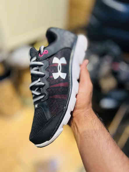 اندر ارمر باله امريكي اصلي 
قياس 43
النظافه تامه 
توصيل لكل العراق 
للحجز واتساب 
***********
