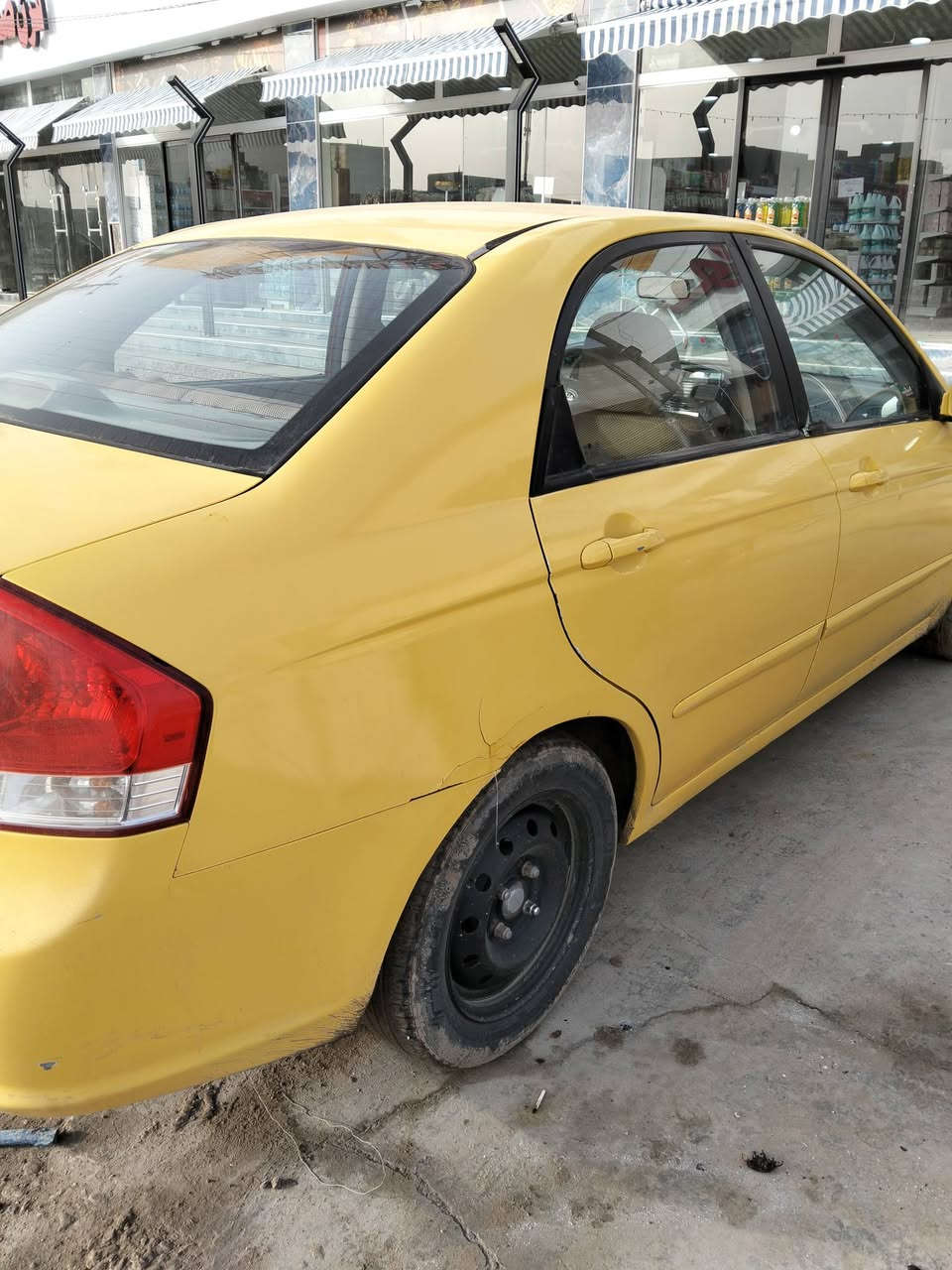 السلام عليكم سبكتره 2009رقم بابل انكليزي مصفر هياءوغرامت سياره حلوه كلش مال جناي محرك 2000 كيرعادي العنوان حله السعر58وبيه مجال الستفار***********
