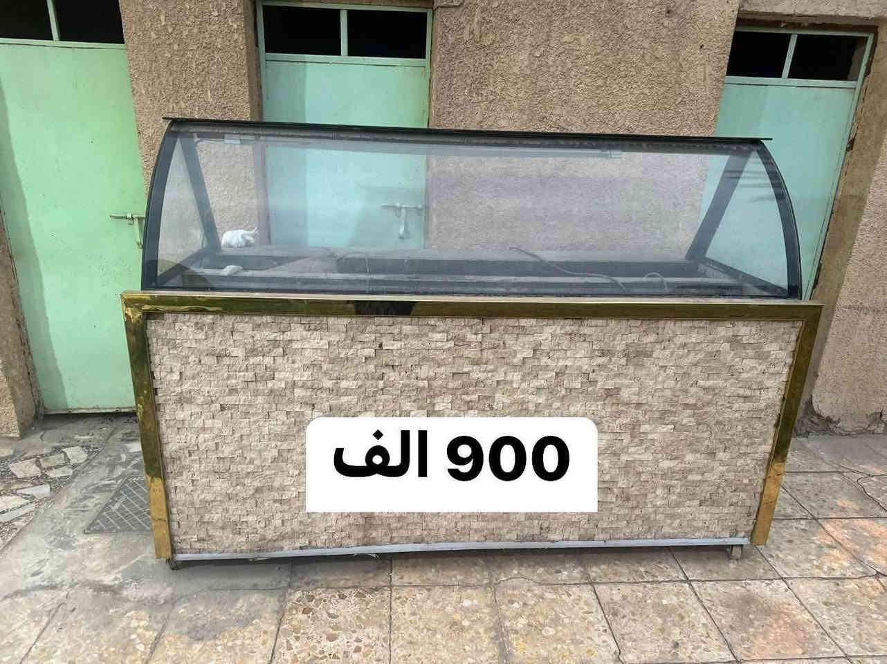 عارضه زيتون كبيره 16 حاويه تاخذ 
ميز حديد ثقيل متر و20 
مكاني نجف 
***********
