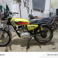 دراجة للبيع الشاصي 2018 والتعمير كله 2023الرقم وسنويه والشراي يتصل على...