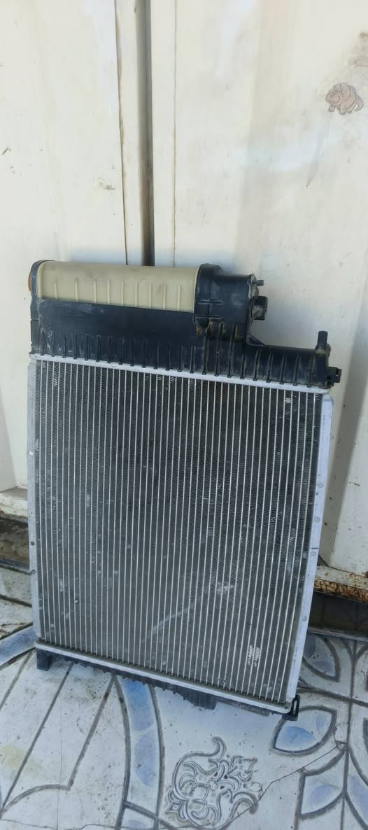 السلام عليكم راديتر مال 25 مفتوح 
و تنشد مسكر رايدها ب 60 مكاني. كربلاء 
***********
