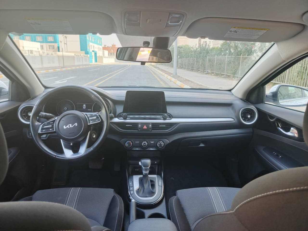 للبيع كيا فورتي 23 ماشية 32
***********
