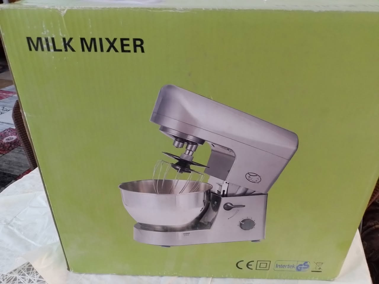 عجانة كيك السعر ٦٠ الف
***********
