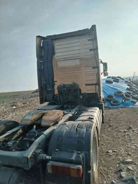 ڤالڤۆ ٢٠٠٢گێرعادی هاڤ رەقەموو سەنەوی تازەیە رەقەم باریکە حەجم420انجکتر بالو کاسیحە تایەی تازەیە
گیرومەکینەو کارەبای بەشەرت لەناو ئیشدایەو جایزە مەسرەفی نیە. پاتری تازەیە ١٤٥گەلاو ماجال 
***********
