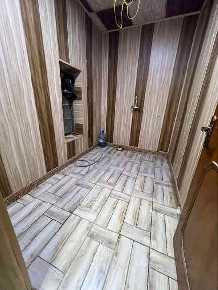 🔶(شقة ارضية للايجار)🏡✅ موقع تجاري 

🔹(الموقع الجنينة شارع جامع الكرناوي) تصلح شركة مكتب او صالون 

🔸(تحتوي على  / غرفة منام / صاله  / مطبخ / صحيات / مخزن / 

✔️✔️ المساحة (110) متر //

 // سعر الاجار (550) الف غير قابل للتفاوض //

🔻(عنوان شركة الجوادين للاستثمار العقاري )
 (البصره /الجنينه /نهاية /شارع المصلحه / قرب سوق الجبيلة ) 

//لطلب والاستفسار الاتصال على الارقام لتالي//

واتساب +اتصال ***********
واتساب + اتصال *********** البصرة
