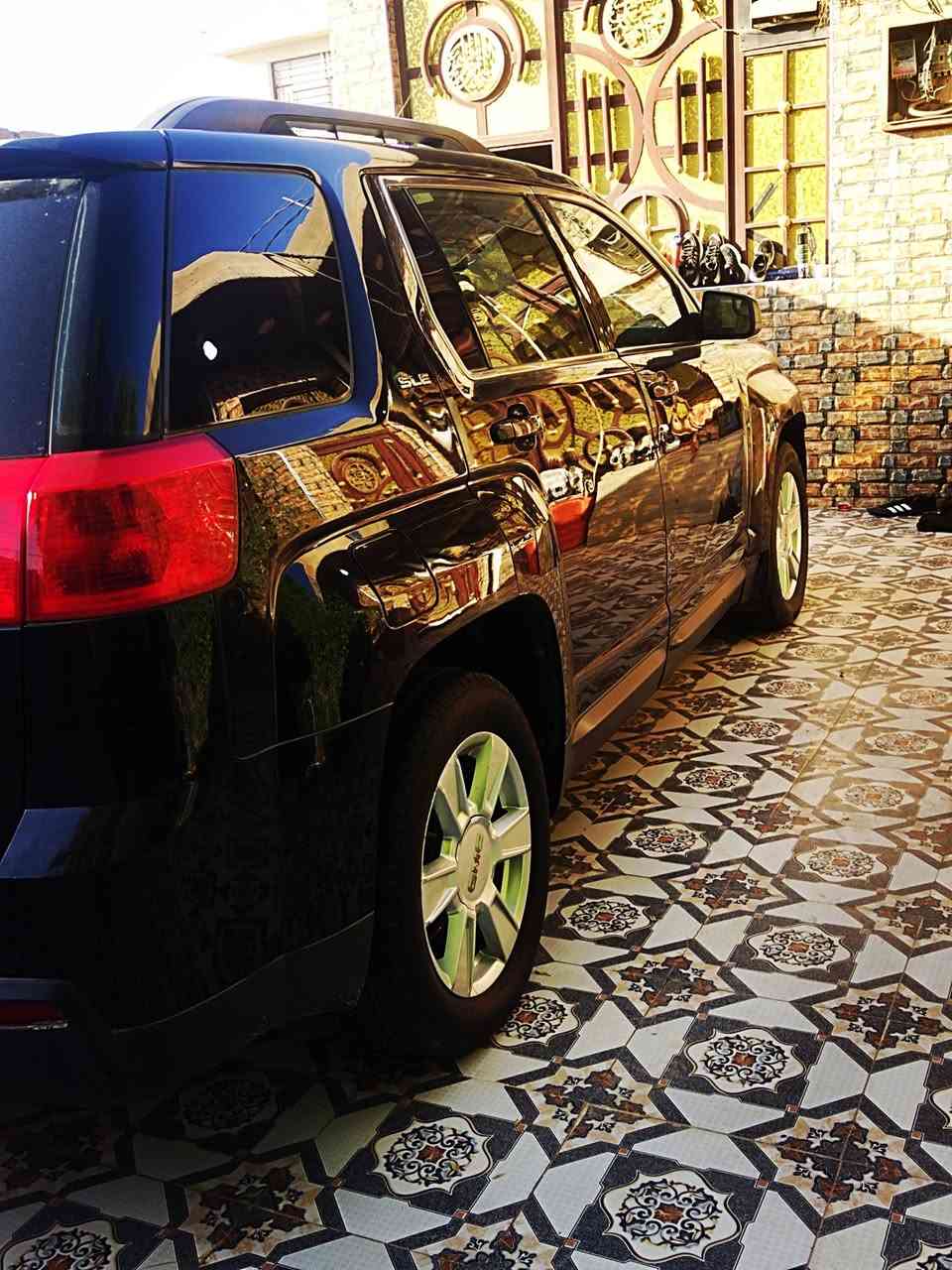 جي ام سي تيران 2011 فول 1/1 وارد حادث جاملق وربع البنيد  مواصفات محرك 2400 4 سلندرر
للبيع او مراوس 
سلايت روف 
ويل كب 17
شاشة اندرويد +كامرة 
كشنات كهرباء+هيتر بلكشنات 
تحكم ستيرن جهتين+كروز سرعة
ارضية جلد  
نظام ايكو 
شاشة عطلات وسرعة 
تبريد شغال +تدفئه
رقم بغداد
السعر 100 وبيها مجال
***********
