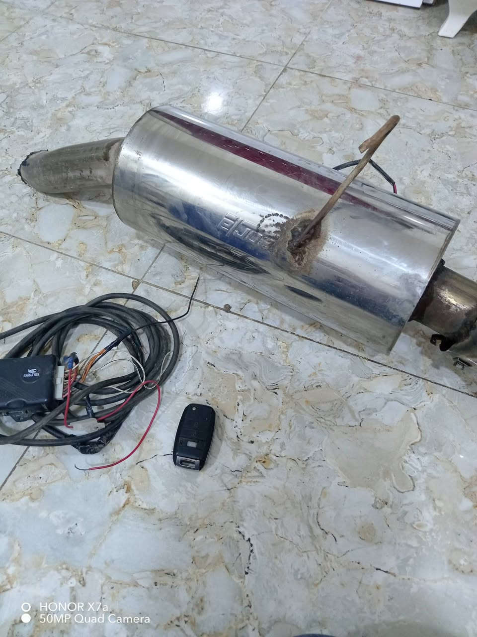 طزوز ريموت السعر 160وبيها مجال قليل


**إذا كنت صاحب هذا الإعلان وتريد حذفه لأي سبب، رجاءا أرسل رسالة إلى الدعم الفني**