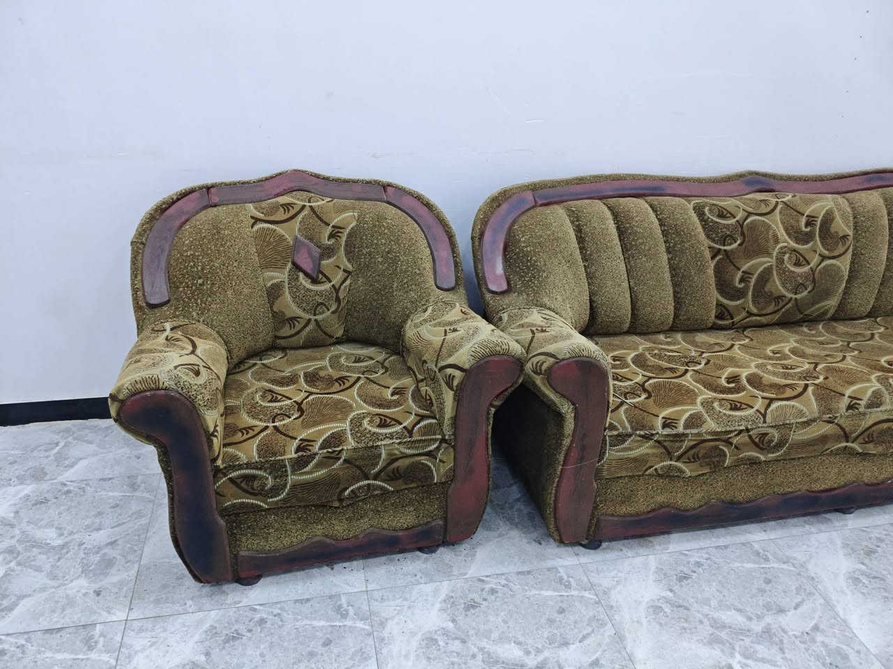 نص تخم تركي ٣ قطع ٥ مقاعد سعره ١٢٥ وبي مجال المكان الاسكان الصناعي شراي خاص


**إذا كنت صاحب هذا الإعلان وتريد حذفه لأي سبب، رجاءا أرسل رسالة إلى الدعم الفني**