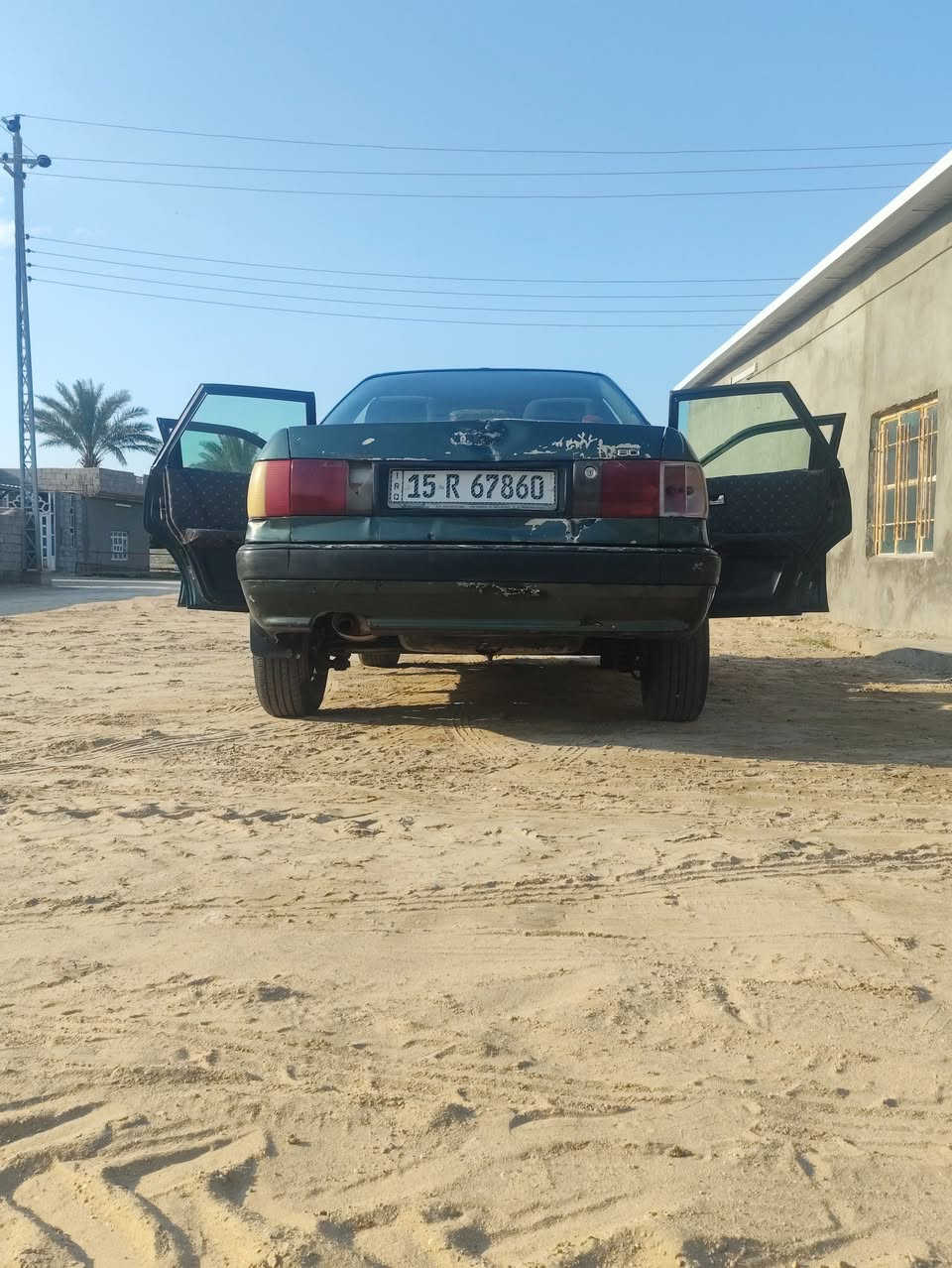 سلام عليكم 
للبيع اودي نفخ 92
رقم انبار  
محرك سبور 4ستندر
كير ومحرك فول لا تبخير لا تنقيص 
تخم تاير جديد 
صدر خير من الله
عضلاته كلش نضيفه 
بدون خويس 
بيه طخات بل جاملاقات الماميه
سياره مال جناي
ترايك وين ما يعجبك
مكان اطراف بغداد صدر ليوسفيه
***********
