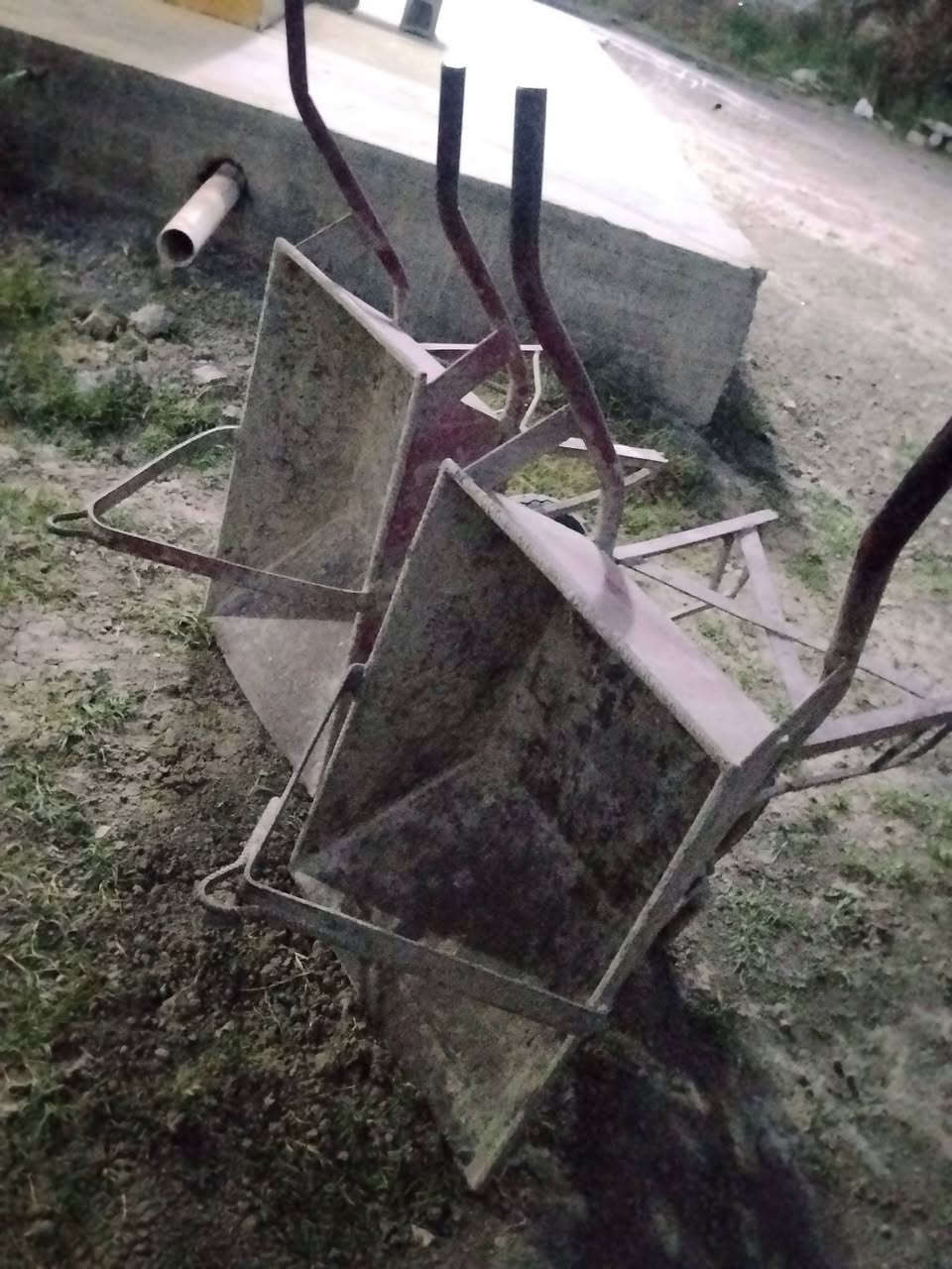 نحاله للبيع السعر خاص ***********
