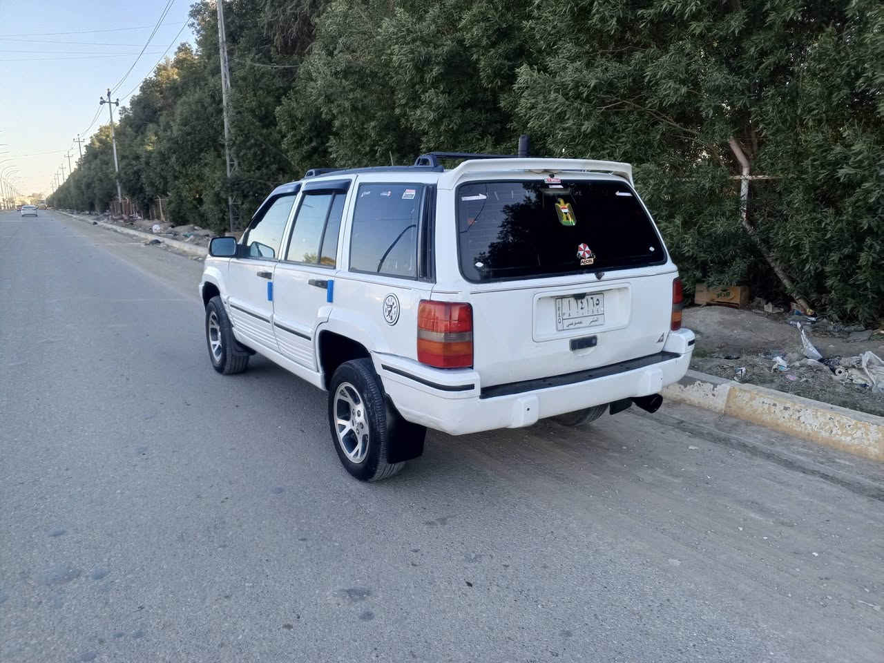 جيب شيروكي موديل 93 رقم مثنى مشروع وطني تحويل مباشر محرك وكير 3000 اكسن محور سيدان خير من الله تخم تاير كهربيات كلها شغاله شاشه كامره مضخم صوت سياره جاهزه للبيع السعر 40 وبيها مجال للطيبين رقم الهاتف *********** مكان السياره ناصريه قضاء الدوايه
