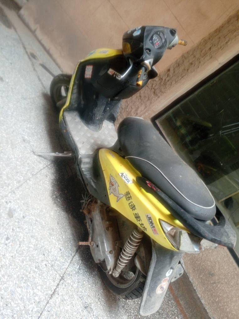 سكنس نثيه طفت عندي ومامشغلها صار شهر ونص عايفها ماعرف شبيها رجآ الموشراي لايدخل مكان كراده 
واتساب *********** بغداد, العراق
