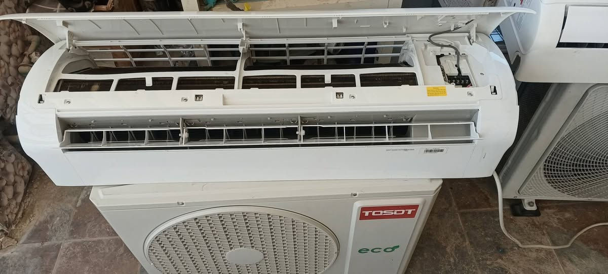 سبالت توسوت 2طن عدد3
نظيف جدا كاملات 
السعر الجهاز 600الف
سبلت وادي 2طن انتاج 25 نظيف جدا..500الف
***********
الاسكندريه
