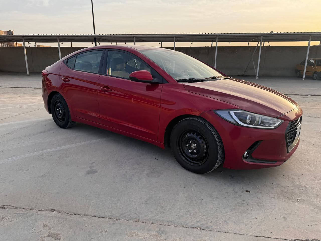 السلام عليكم لبيع النترا موديل 2017 وارد أمريكي حادثهه بنيد بالعراق جاملغ خلفي بدون دواخل شرط حره تحويل مباشر رقم واسط صوره الحادث مرفقه والسونار مرفق السعر ١١٧ وبيهه مجال لشراي الشراي يتصل ويدلل مكان السياره واسط الكوت مركز المدينه رقم الهاتف ***********
