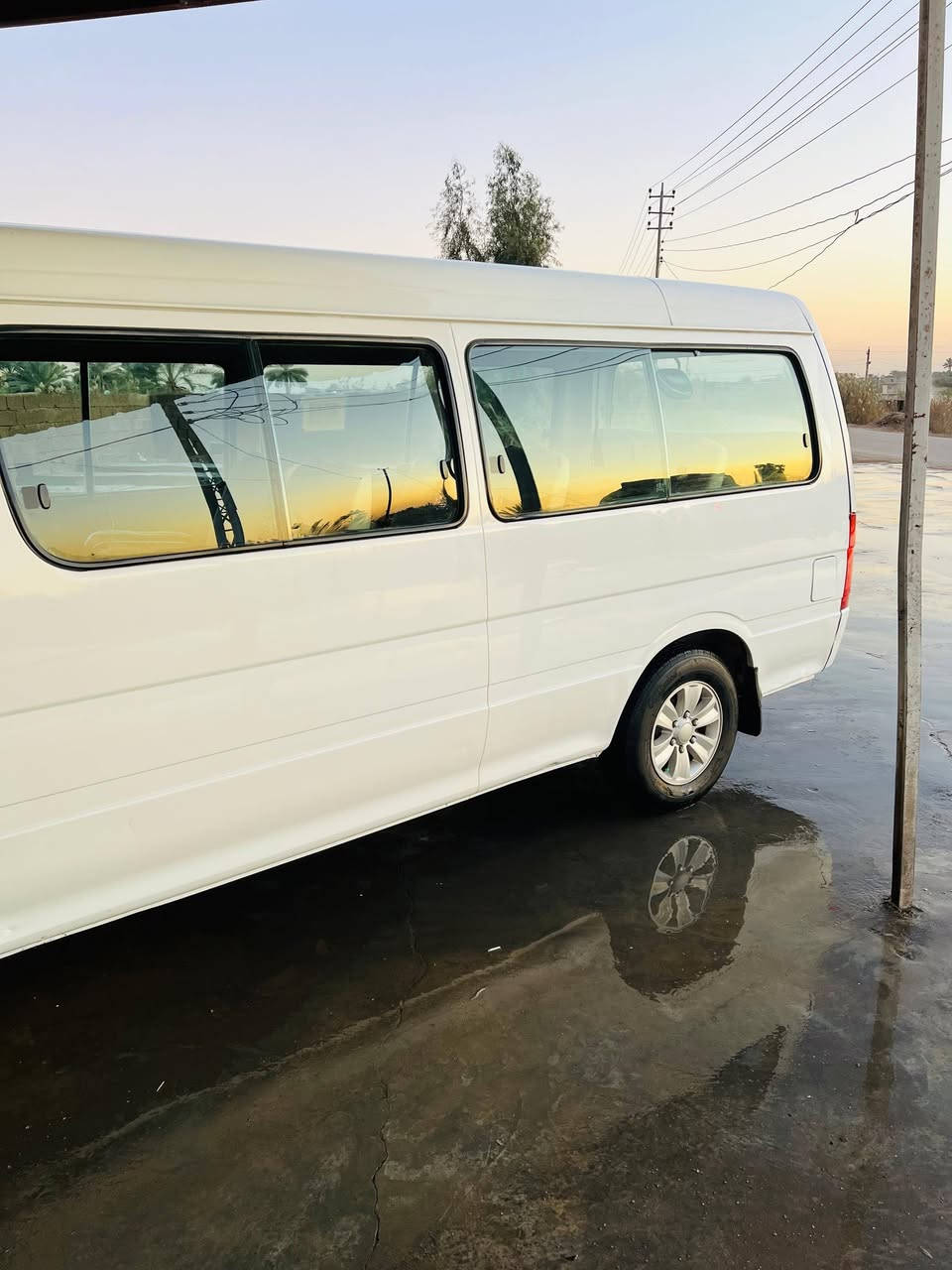 السلام عليكم جنبي اج وان موديل ٢٠١٤ للبيع مكفوله كفاله عامه كير .محرك . اكسل .تبريد . بلاديات شركه
درعها الخلفي موجود 
دواخله خير من الله 
رقم دولي بغداد تحويل ثاني يوم 
مكان السياره بغداد المدائن سلمان باك 
السياره بيها بارد ما مصلح مثل ما موضح بل صوره وباب الجنطه معجون مقدار شبر والبقيه مكفوله شركه 
للاستفسار اكثر ‏‪***********‬‏ + واتساب
