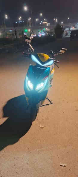 سلام عليكم عندي دراجه شحن سكنس موديل 2026 ملف 3000 ماشيه 1000 اريد راوس دراجه ناريه سعر 750الف هذا رقم الهاتف واتساب ***********
