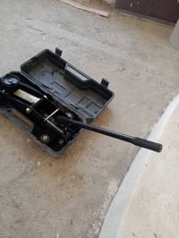 جك عربانة للبيع السعر 15  بس يحتاج تصليح بسيط  07904567506