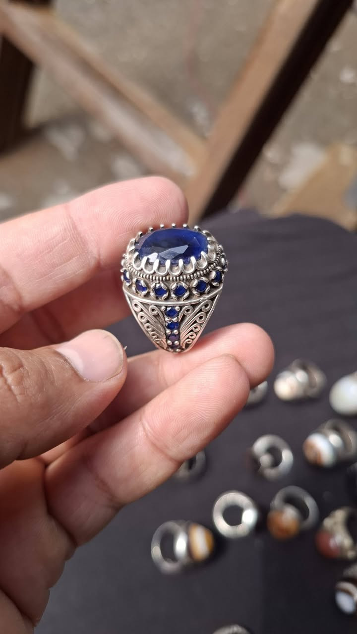 يا الله يا كريم ١٦ محبس صياغات ثكيله بيهن 
يماني ذمه بيهن  قطع مرتبات شلعه وحده ابيع 
مكاني بغداد مدينه الصدر لا يوجد لدي توصيل


**إذا كنت صاحب هذا الإعلان وتريد حذفه لأي سبب، رجاءا أرسل رسالة إلى الدعم الفني**