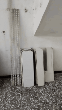 سلام عليكم ورحمة الله وبركاته
من رخصت صاحب الكروب
رفوف للبيع المسعجل
بغداد الكريعات
للاستفسار
*********** واتس اب
*********** اتصال
