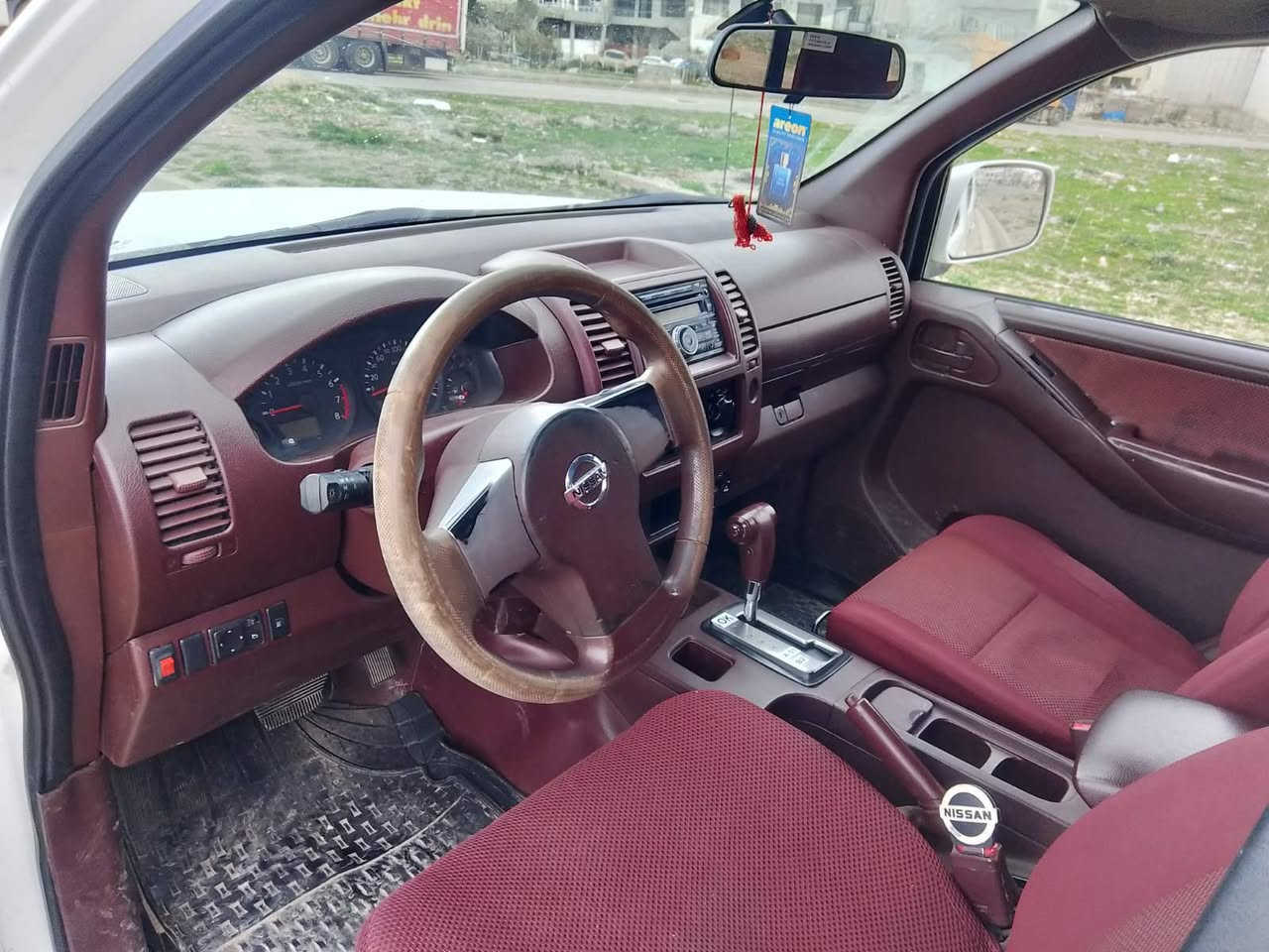 نیسان ناڤارە بۆفرۆشتن مۆدێل 2012بیلات تۆماتیک بەناوخۆمانەوەیە سەنەوی تازەیە سێ پارچەی پێشی ڕەشە قرچێککی بەسیتی هەیە درگای دواوەی پەمپە چوارتایەیلۆک ماڵی دۆستە شانوسەقفی لۆکلۆکە سەیارەکەزۆرجائیزە لەسلێیمانیم *********** السليمانية, العراق
