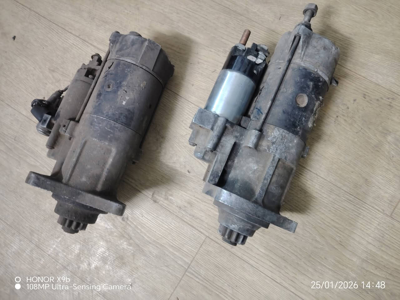 سلام عليكم للبيع سلف مولد بيركنز عدد اثنين السعر ٣٢٥ الف لتواصل على الارقام ***********
***********
