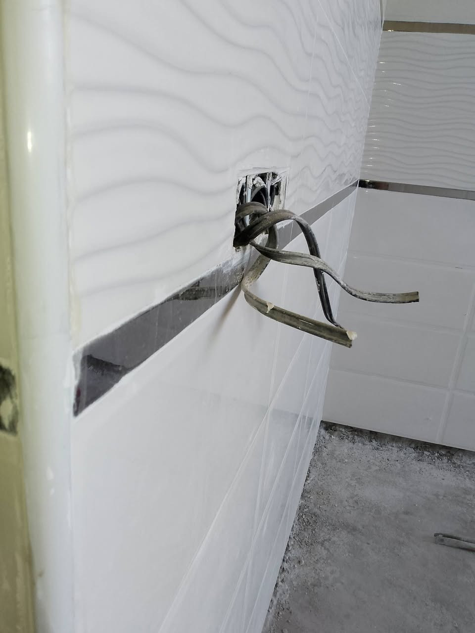 مطبگجي متفرغ جاهز للعمل شغل ليزر و گبان صلايب قراصات فابريتر هزاز رقمي *********** وتساب
