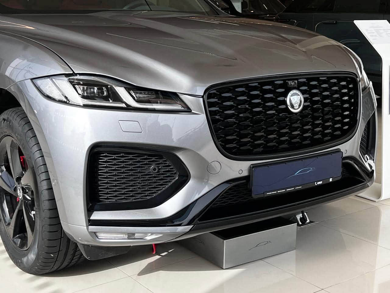 🎉🎉 عرض حصري على الجاكور f-pace  موديل 🎉٢٠٢٦
فئة R-Dynamic Se فول مواصفات

ضمان دولي ٥ سنوات او ١٦٠ الف كم 
صيانة مجانية ٥ سنوات او ٦٥ الف كم  

مع خدمات اخرى ما بعد البيع 🎁

لمعلومات اكثر يرجى الاتصال على الرقم التالي: 

***********
