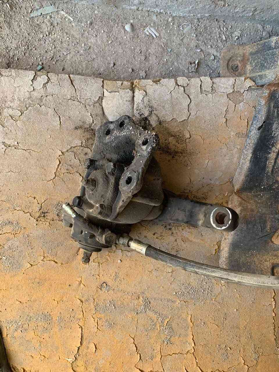 سلام عليكم يوجد 5ويل نضاف
جعمقه مال استيرن سياره كازيل شقاله سعر 300 
رقم الهاتف ***********
