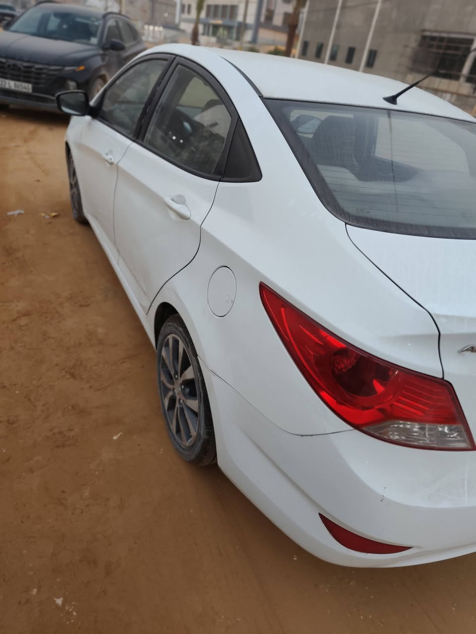 السلام عليكم اكسنت موديل 2015 للبيع رقم نجف مكان نجف
تحكم ستيرن فتحه مكينه 1600
شاشه تاب اشاير مري
 السعر 110 ورقه لاستفسار الاتصال على الرقم ***********
