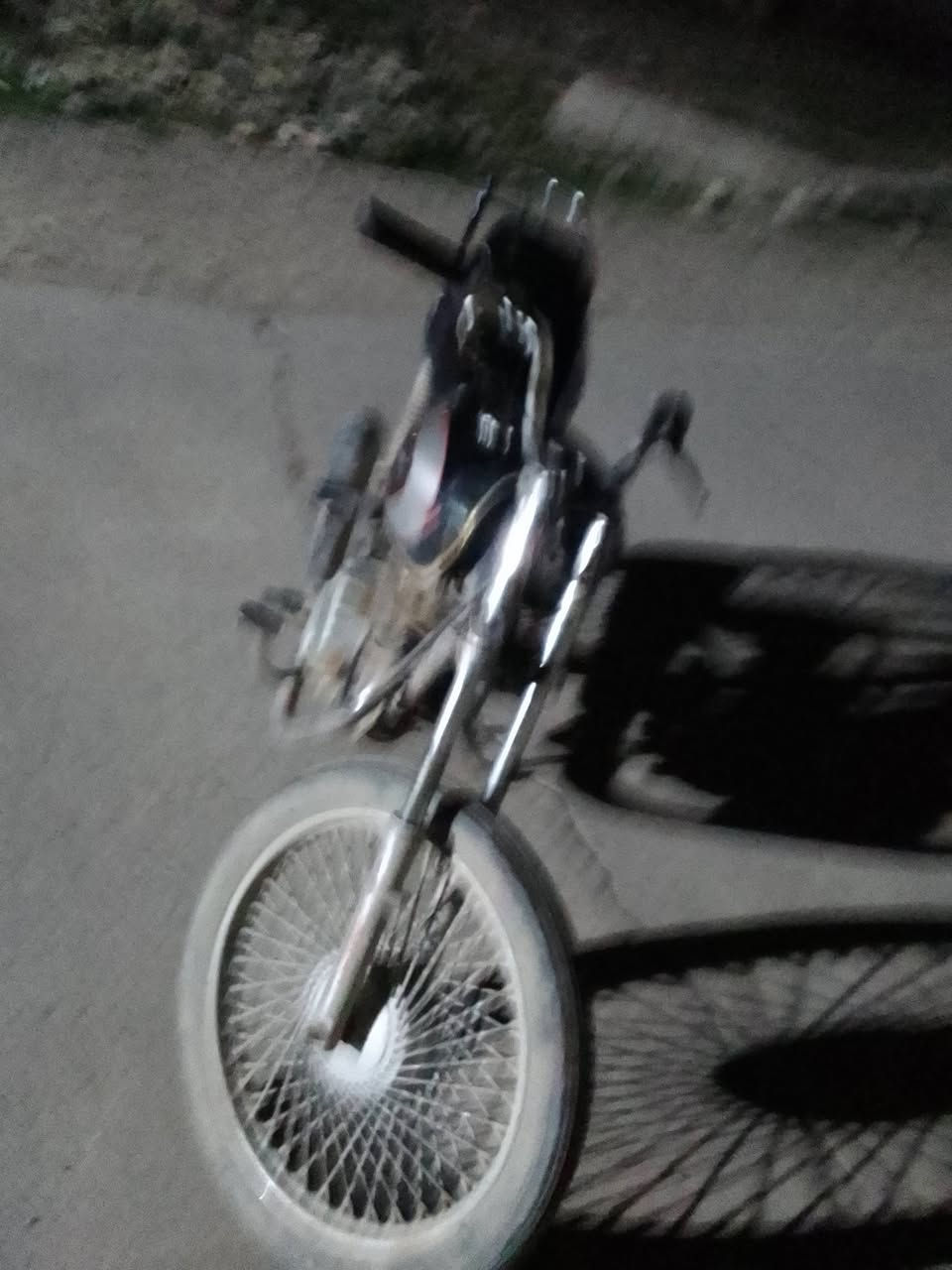 من رخصة الادمن بعد السلام
موطور تايكر 19 نضيف محرك اخرس ناشاطه فول 

مراوس ب قفاز


**إذا كنت صاحب هذا الإعلان وتريد حذفه لأي سبب، رجاءا أرسل رسالة إلى الدعم الفني**